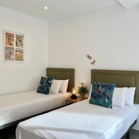 Malagueta Beach III & Terrace By Ele Apartments Malaga Bagian luar foto