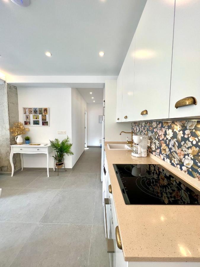 Malagueta Beach III & Terrace By Ele Apartments Malaga Bagian luar foto